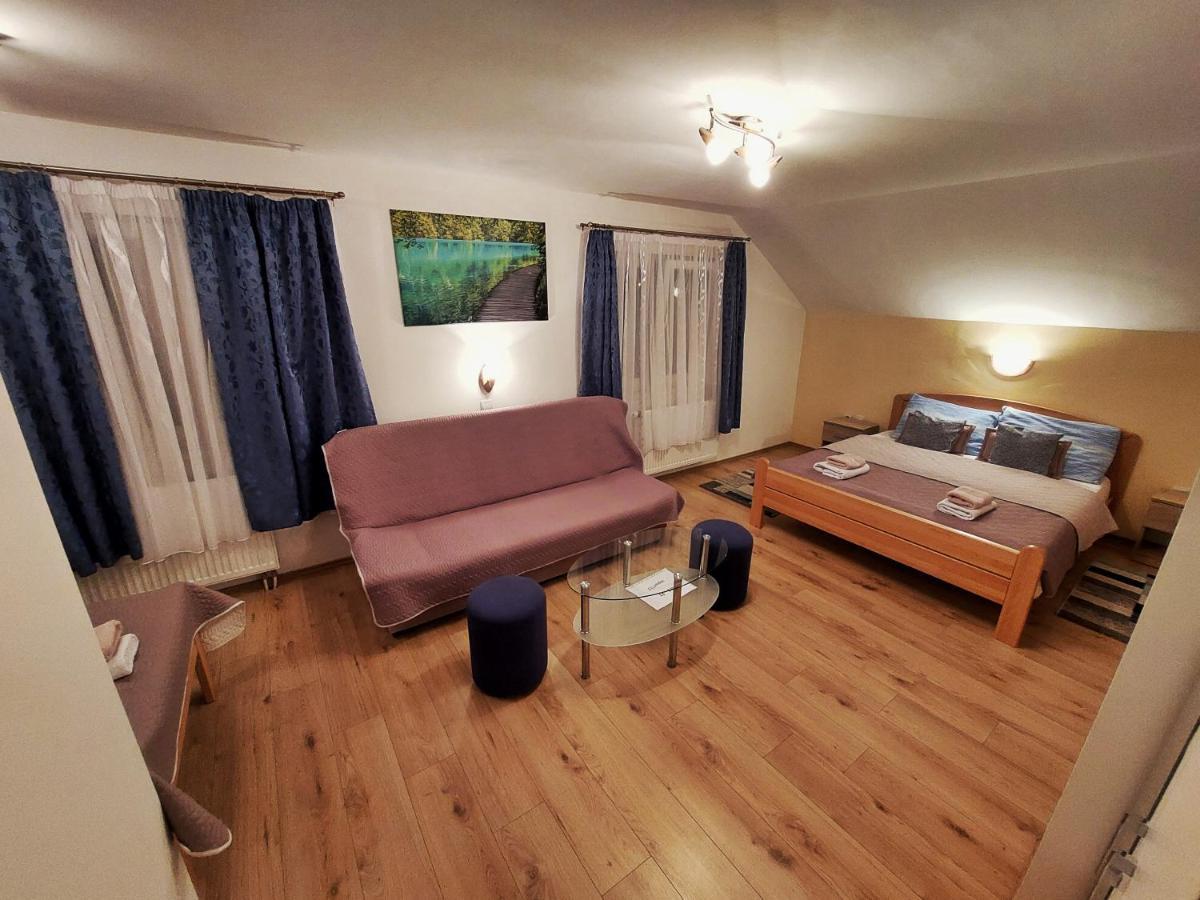 House Angie Hotel Jezerce Ngoại thất bức ảnh